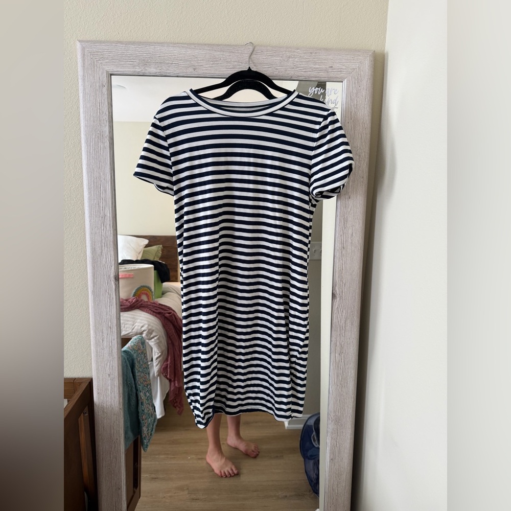 Shein Navy and White Striped Top - MATERNITY FRIENDLY
